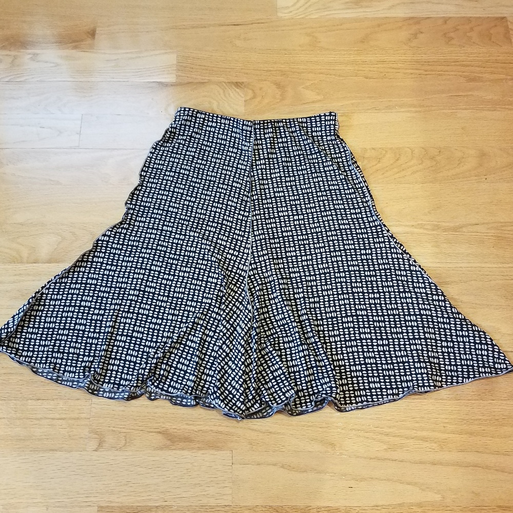 MAX Studio Geometric Print A-Line Skirt Size XS